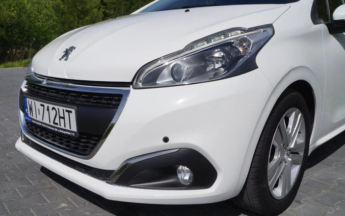 Peugeot 208 cena 35500 przebieg: 100000, rok produkcji 2018 z Warszawa małe 742